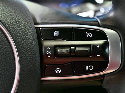 Used 2022 Kia K5 GT-Line image 40
