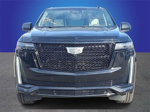 Certified 2023 Cadillac Escalade Sport Platinum w/ LPO, ONYX Package image 2