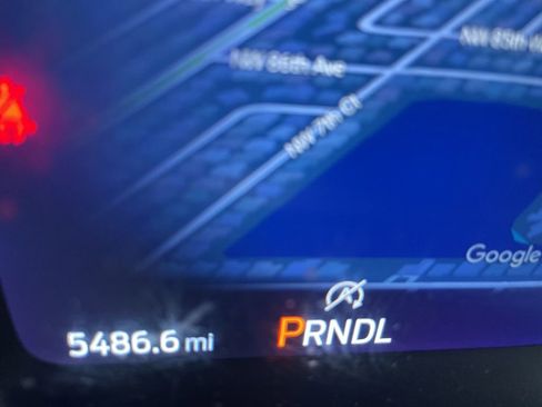 Used 2025 Ford Explorer Active image 7