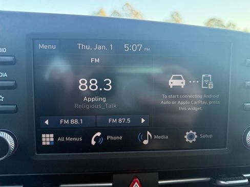 New 2026 Hyundai Elantra SE image 19