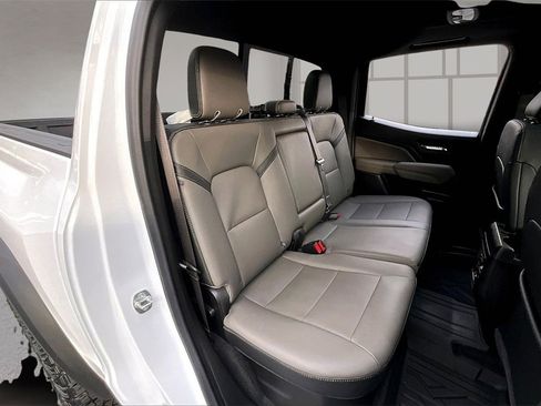 Used 2024 Chevrolet Colorado ZR2 w/ ZR2 Convenience Package III image 28