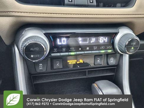 Used 2021 Toyota RAV4 XLE Premium AWD/4WD image 25