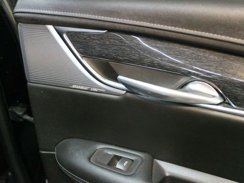 Used 2022 Cadillac XT5 Premium Luxury image 13