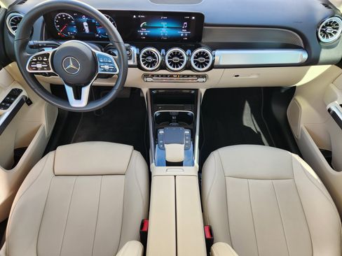 Certified 2022 Mercedes-Benz GLB 250 4MATIC image 27