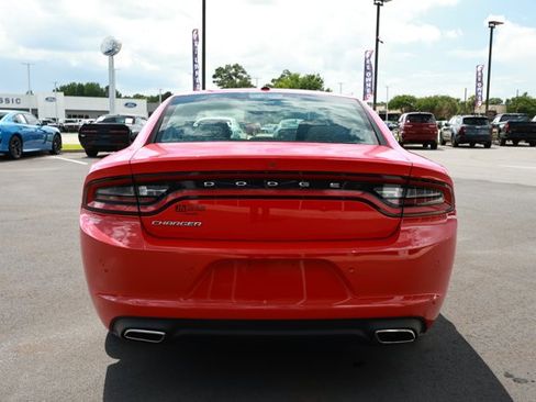 Used 2022 Dodge Charger SXT RWD image 7