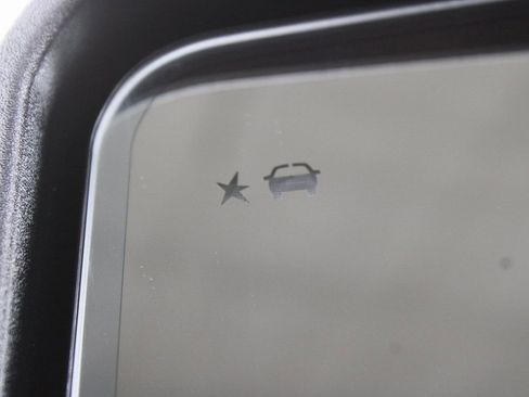 Used 2024 GMC Sierra 2500 Denali w/ Technology Package image 83