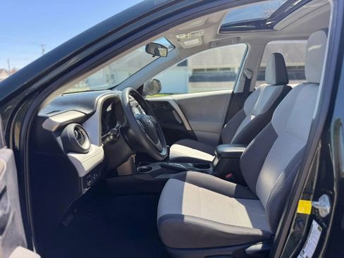 Used 2013 Toyota RAV4 XLE AWD/4WD image 12