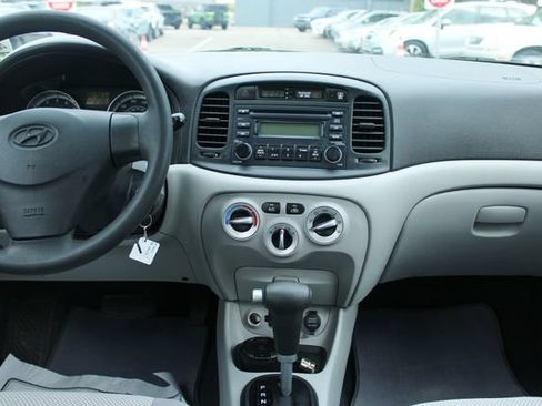 Used 2008 Hyundai Accent GLS FWD image 15