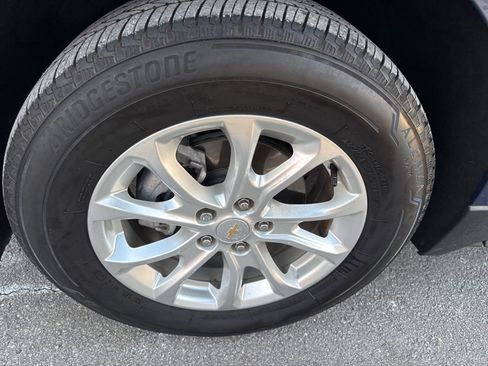 Used 2021 Chevrolet Equinox LT image 10