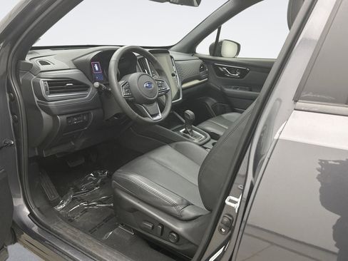Used 2025 Subaru Forester Limited AWD/4WD image 10