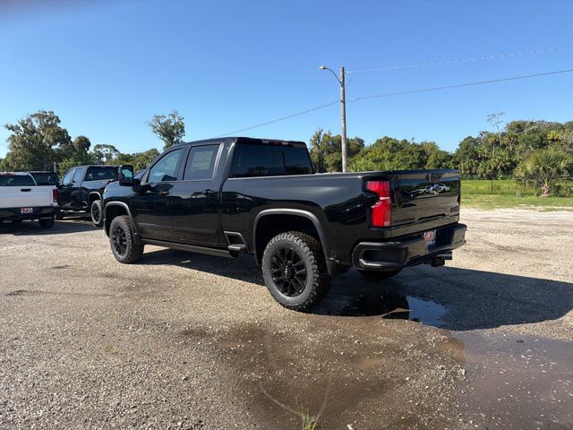 New 2026 Chevrolet Silverado 2500 High Country w/ Midnight Edition AWD/4WD image 8