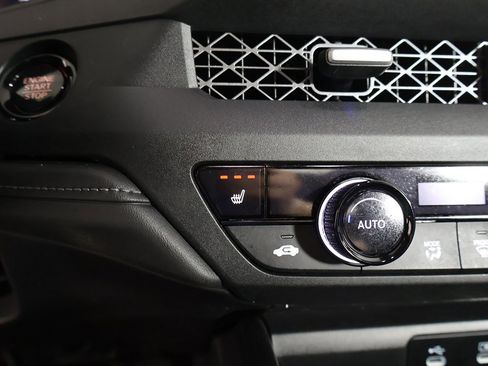 Certified 2025 Honda Accord SE image 48