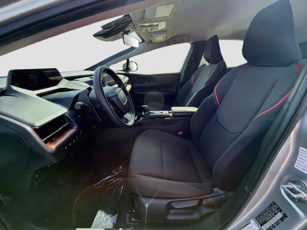 Used 2024 Toyota Prius Prime FWD image 19