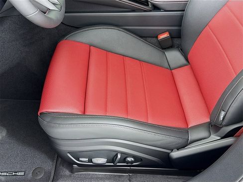 New 2026 Porsche Panamera image 13