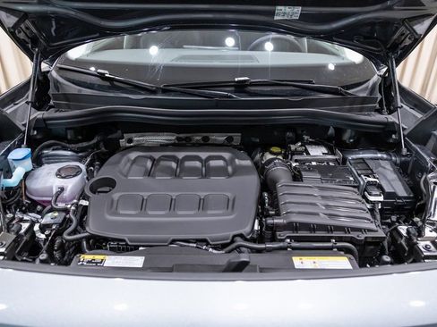 New 2026 Volkswagen Tiguan SE AWD/4WD image 25