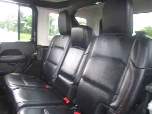Used 2020 Jeep Wrangler Unlimited Rubicon AWD/4WD image 19