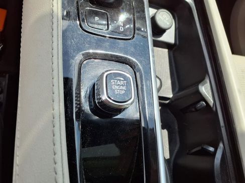 Used 2024 Volvo XC90 T8 Ultimate image 52