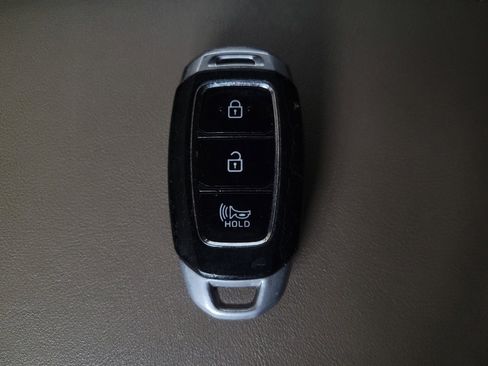 Used 2020 Hyundai Santa Fe SEL image 32