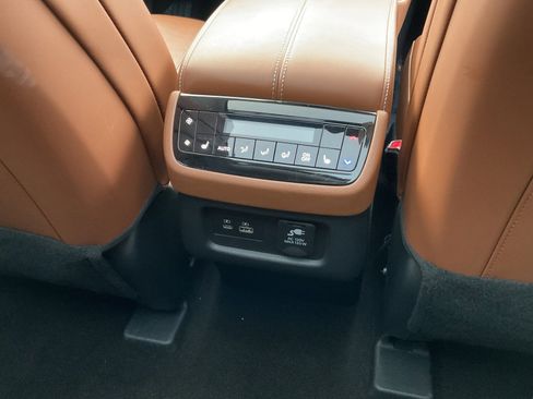 Used 2024 INFINITI QX60 Sensory image 17