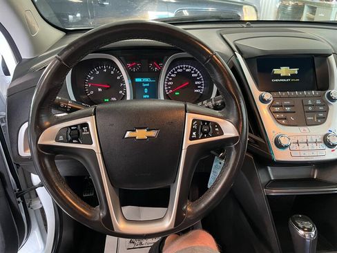 Used 2017 Chevrolet Equinox LT w/ Convenience Package FWD image 7