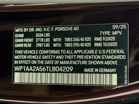 New 2026 Porsche Macan image 34