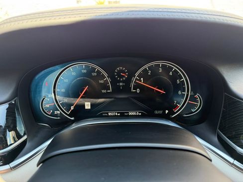 Used 2017 BMW 740i RWD image 31