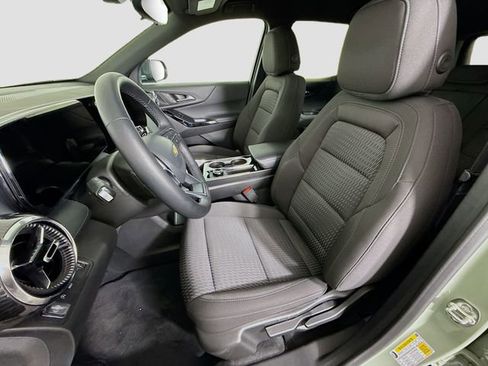New 2026 Chevrolet Equinox LT w/ Safety and Technology Package image 20