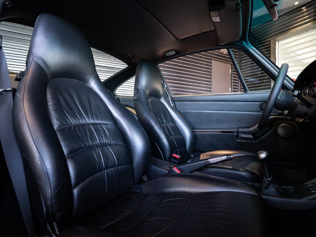 Used 1998 Porsche 911 Carrera S RWD image 28