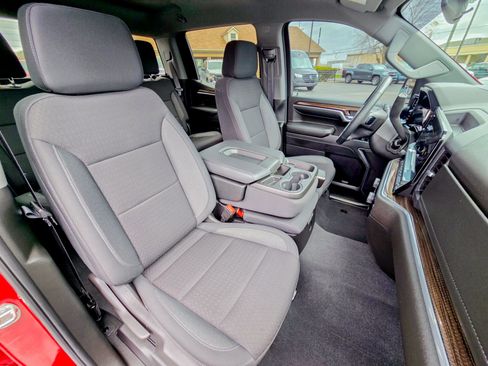 Used 2024 Chevrolet Silverado 1500 LT image 29