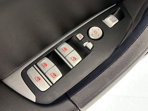 Used 2024 BMW X3 sDrive30i w/ M Sport Package RWD image 23