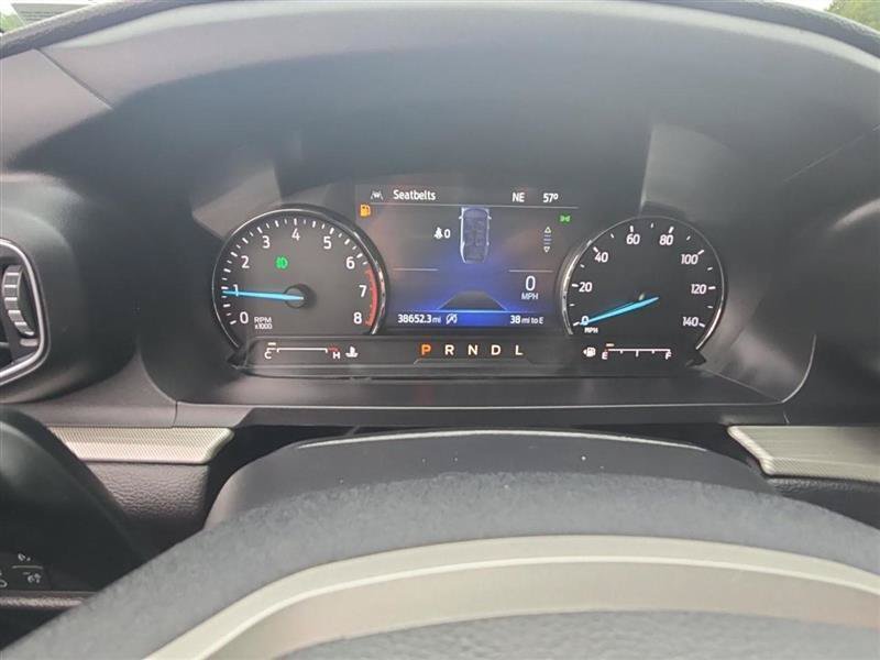 Used 2021 Ford Explorer XLT w/ Equipment Group 202A AWD/4WD image 15