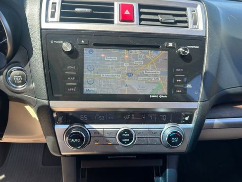 Used 2017 Subaru Outback 2.5i Limited image 30