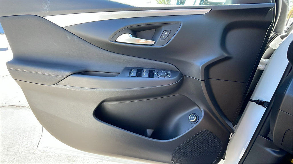 New 2026 Buick Envista Sport Touring FWD image 25