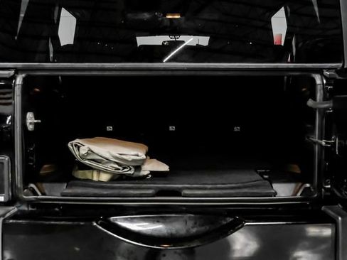 Used 2018 Jeep Wrangler Unlimited Sahara w/ Connectivity Group image 49