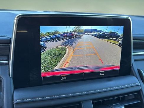 Used 2023 GMC Yukon SLT image 26