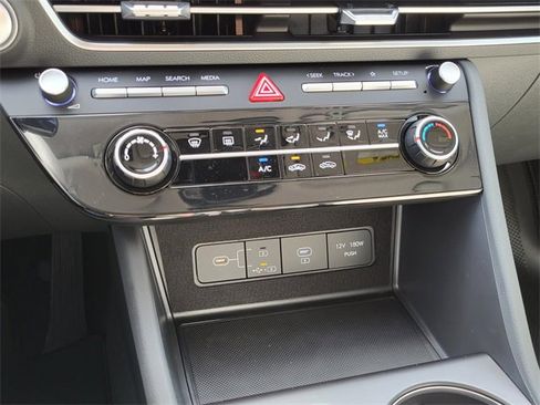 New 2025 Hyundai Sonata SE image 17