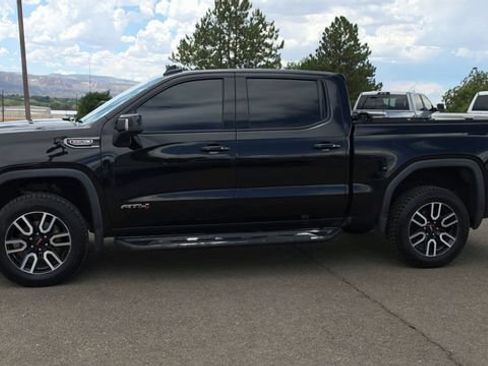 Used 2019 GMC Sierra 1500 AT4 w/ AT4 Premium Package AWD/4WD image 6