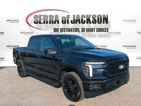 Used 2025 Ford F150 Lariat w/ Equipment Group 502A High AWD/4WD image 2