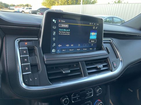 Used 2023 Chevrolet Suburban RST AWD/4WD image 17