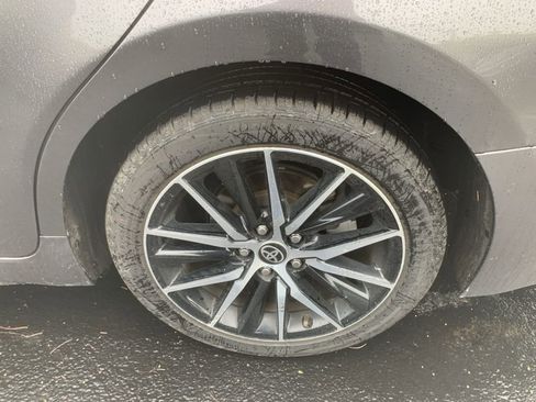 Used 2024 Toyota Camry SE image 7