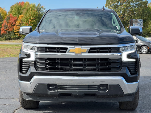 Used 2025 Chevrolet Silverado 1500 LT AWD/4WD image 38