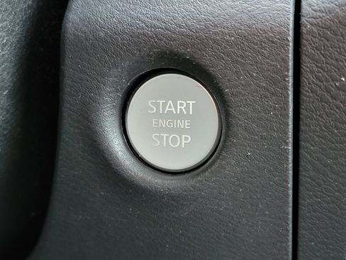 Used 2022 Nissan Frontier PRO-4X w/ Pro-4X Premium Package image 28