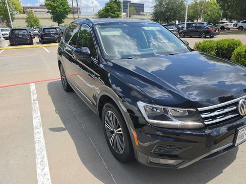 Used 2019 Volkswagen Tiguan SEL FWD image 3