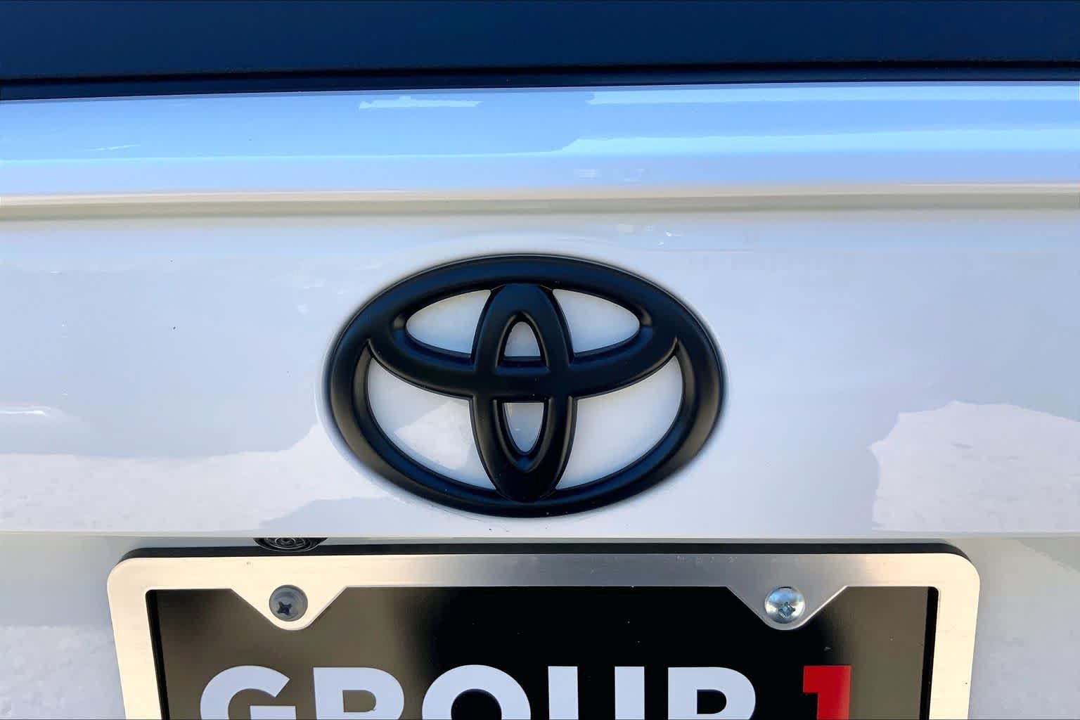 Used 2025 Toyota RAV4 XLE w/ Convenience Package AWD/4WD image 28