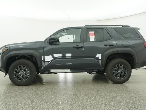 New 2026 Toyota 4Runner SR5 image 19