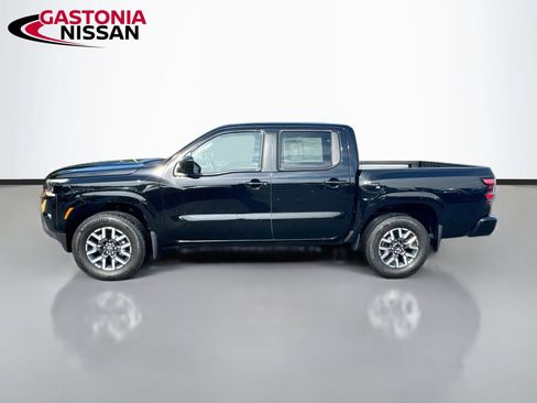 Used 2024 Nissan Frontier SL AWD/4WD image 5