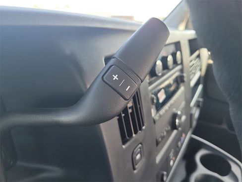 New 2025 Chevrolet Express 3500 Work Van w/ Power Convenience Package image 22