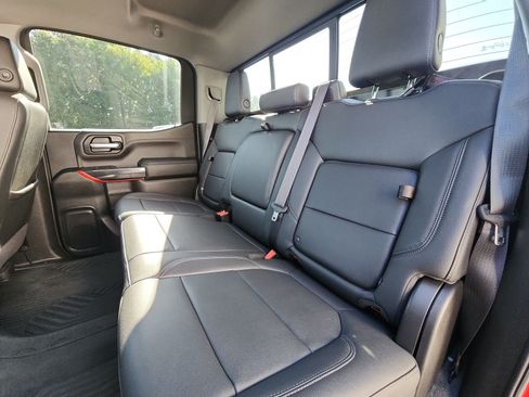 Used 2021 Chevrolet Silverado 1500 LT Trail Boss w/ Convenience Package II AWD/4WD image 20