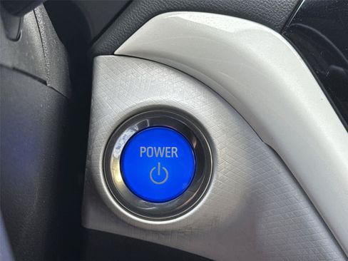 Used 2017 Chevrolet Bolt LT FWD image 27