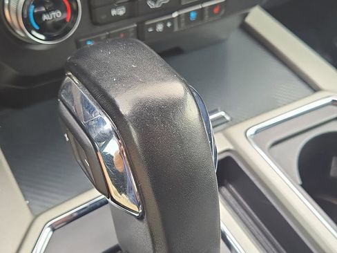 Used 2020 Ford F150 Lariat w/ Equipment Group 502A Luxury image 23